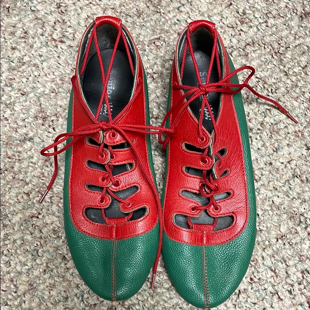 Vintage 70s Green and Red Women's Lace-Up heeled Shoes